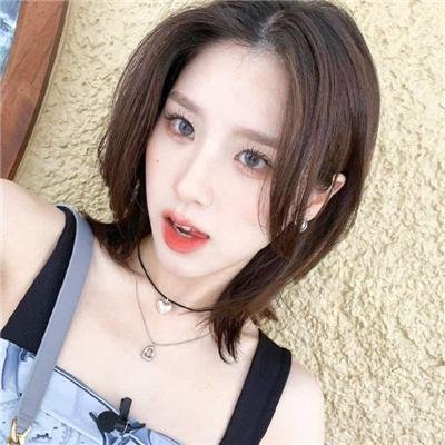 菲比梦游奇境
